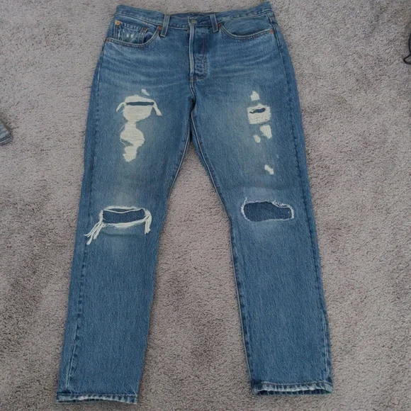 Levi's 501 distressed jeans 28x28 - Picture 1 of 9